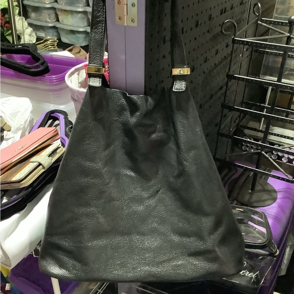 Authentic purses - Picture 3 of 15